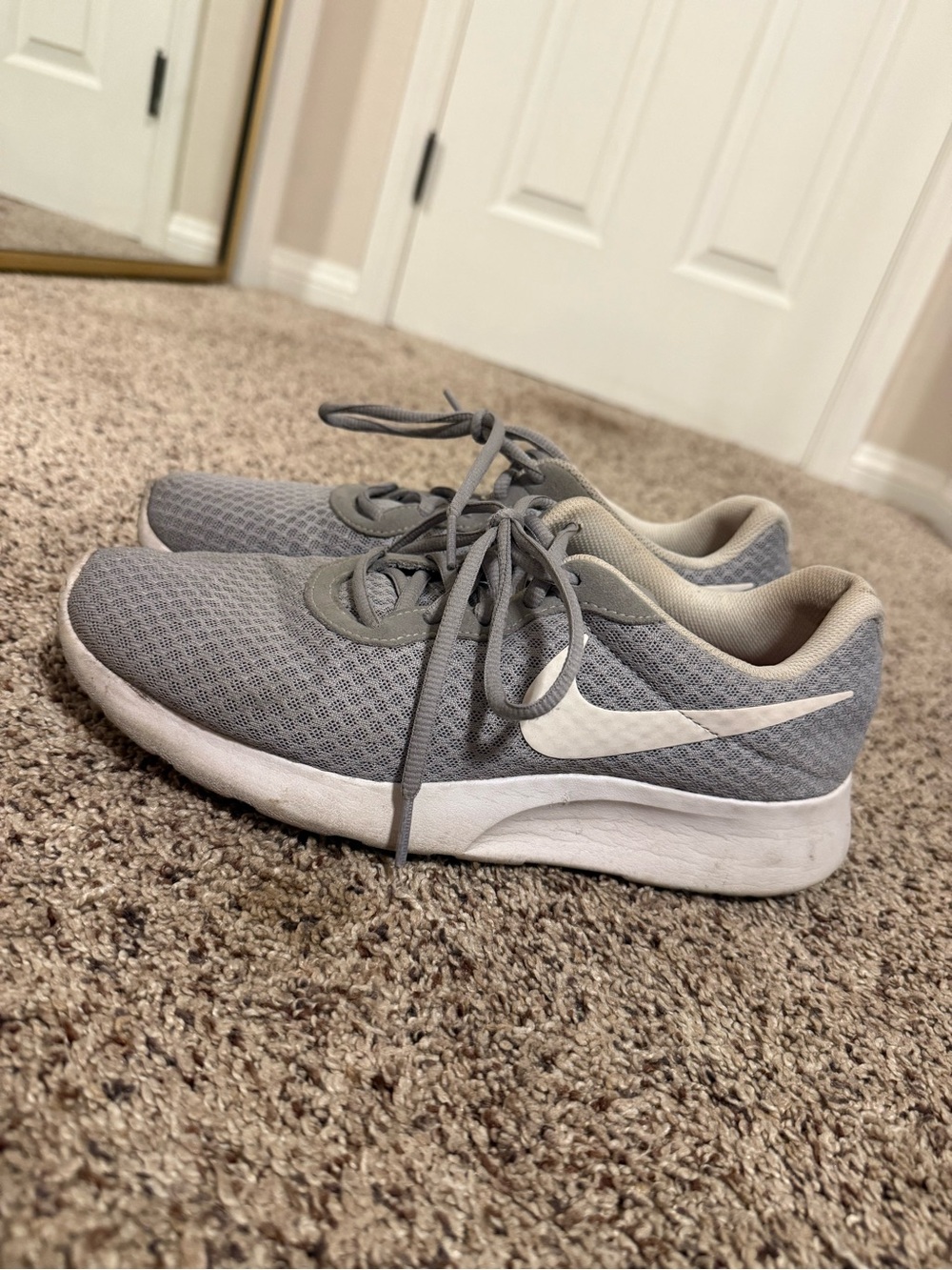 Nike Women's Gray Mesh Running Sneakers with White Swoosh